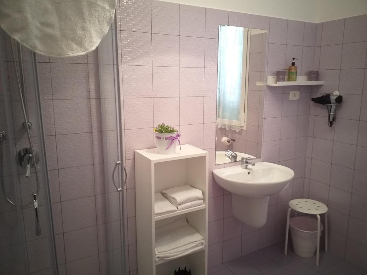 B&B A Casa Di Lilla Giulianova Buitenkant foto