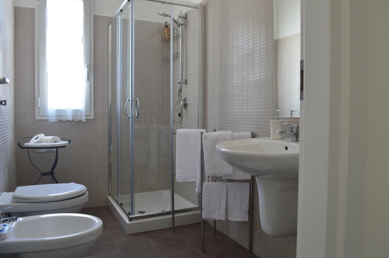B&B A Casa Di Lilla Giulianova Buitenkant foto